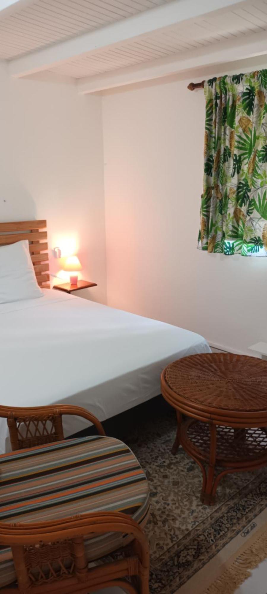 Chambre Climatisee Bouillante Exterior photo